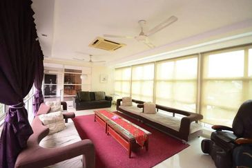 Luxury Bungalow (20,000 sqft with Swimming Pool) Desa Pandan KL FOR SALE