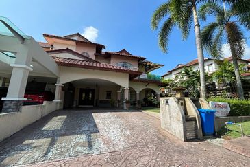 KGSAAS Golf Club, Seksyen 13