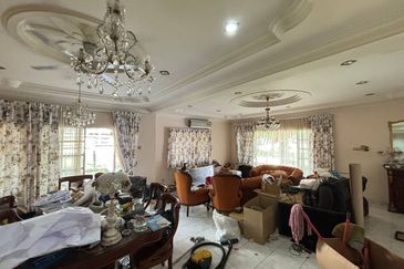 KGSAAS Golf Club, Seksyen 13