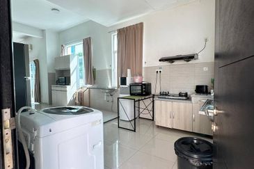 Perdana Lakeview East