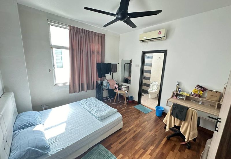 Perdana Lakeview East