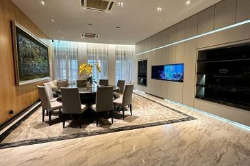 Bangsar Hill Luxury 5 Storey Private Bungalow (20,000 sqft) KL FOR SALE