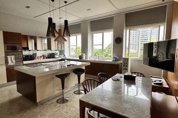 Bangsar Hill Luxury 5 Storey Private Bungalow (20,000 sqft) KL FOR SALE