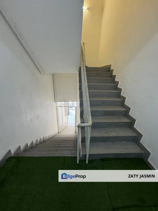 KL Traders Square ENDLOT 3 Storey Shoplot  Jln Gombak, KL , Kuala Lumpur, Gombak