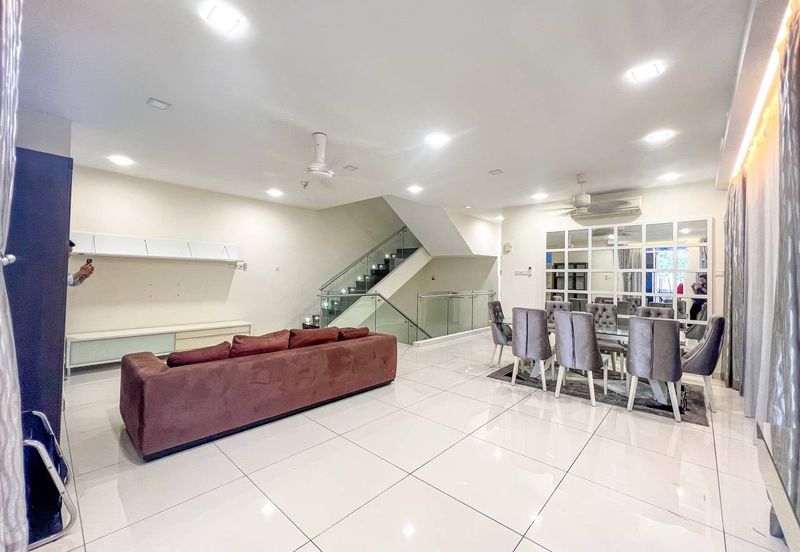 Saville @ The Park - Twin Villa