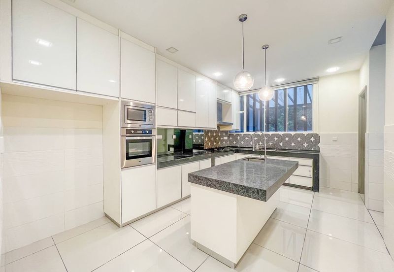 Saville @ The Park - Twin Villa