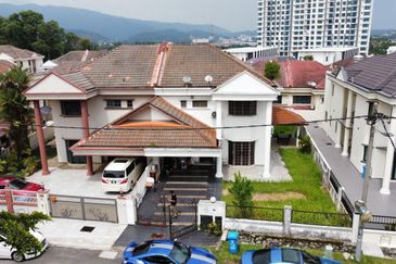 Jalan Bukit Rahman Putra