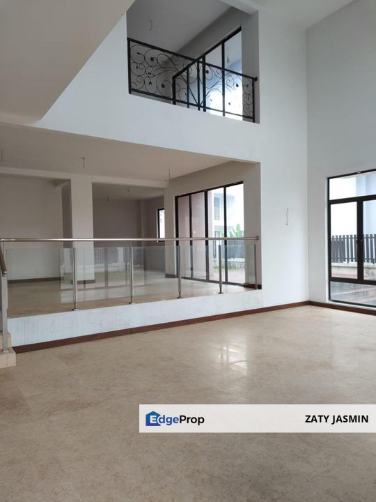 Subang Bestari, Huge CORNER Safira Double Storey Bungalow  , Selangor, Subang Bestari