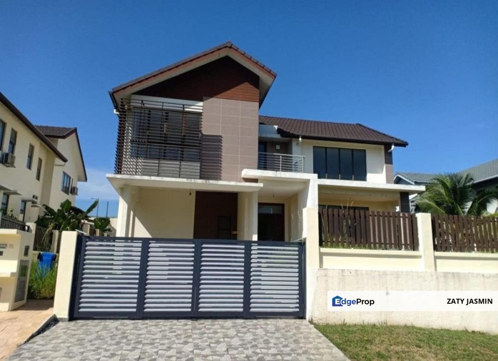 Subang Bestari, Huge CORNER Safira Double Storey Bungalow  , Selangor, Subang Bestari