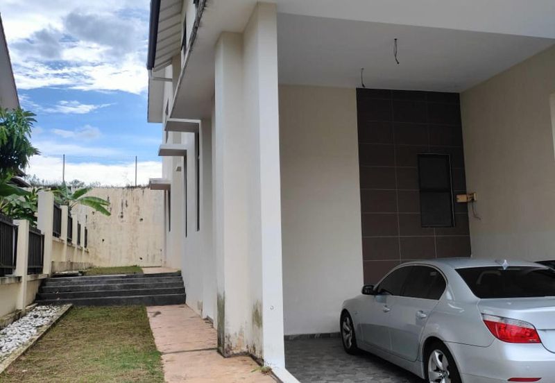 Subang Bestari, Huge CORNER Safira Double Storey Bungalow  