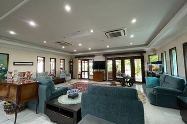 Bandar Tun Hussein Onn