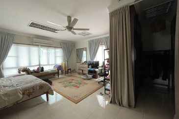 Bandar Tun Hussein Onn