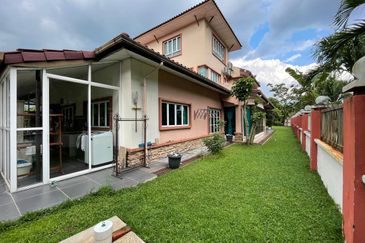 Bandar Tun Hussein Onn