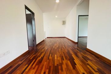 Perdana Lakeview East