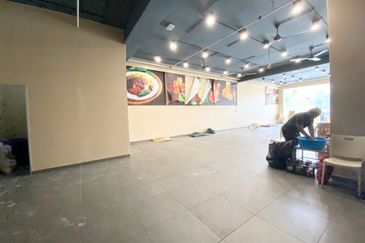 Kenwingston Square Garden