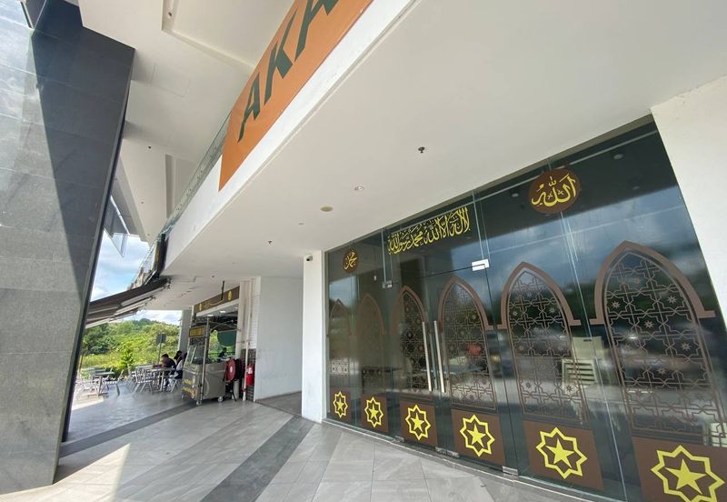 Kenwingston Square Garden