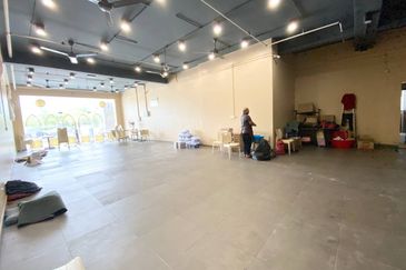 Kenwingston Square Garden