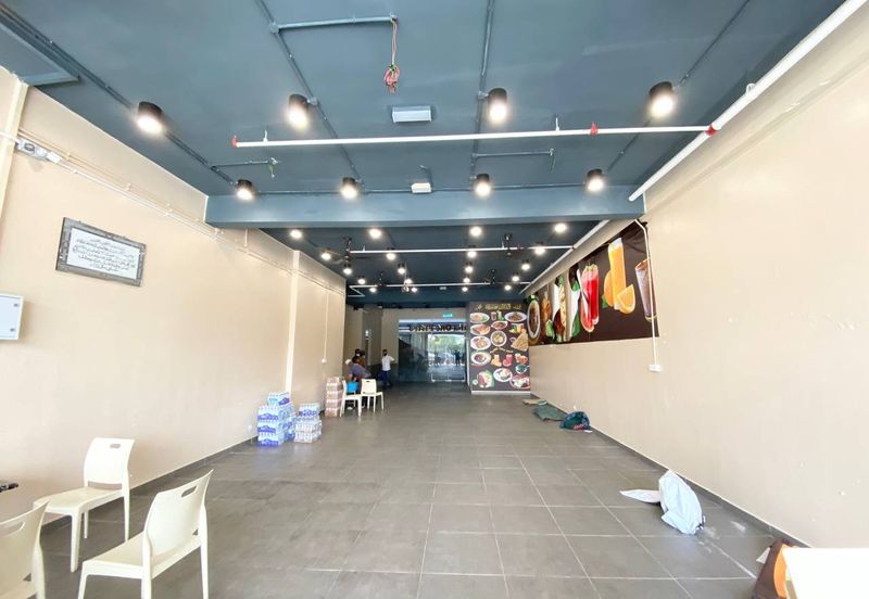 Kenwingston Square Garden