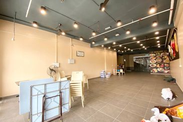 Kenwingston Square Garden