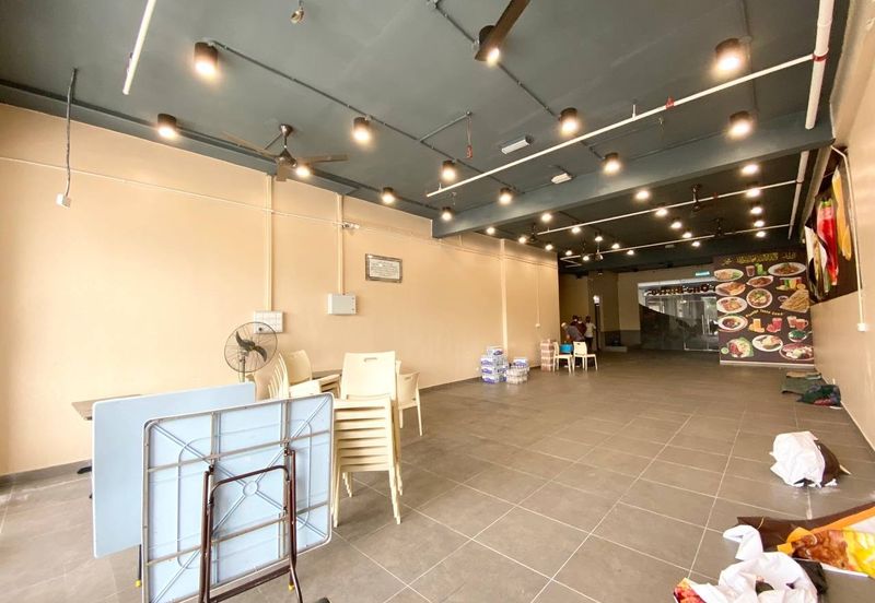 Kenwingston Square Garden