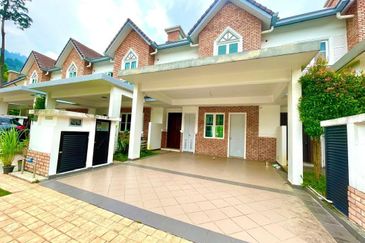 Charming Essex, Setia Eco Templer
