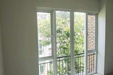 Charming Essex, Setia Eco Templer