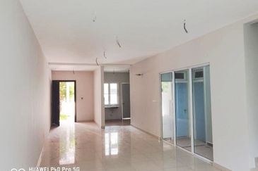 Charming Essex, Setia Eco Templer