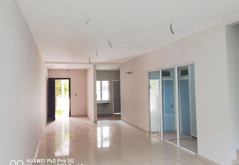 Charming Essex, Setia Eco Templer