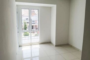 Charming Essex, Setia Eco Templer