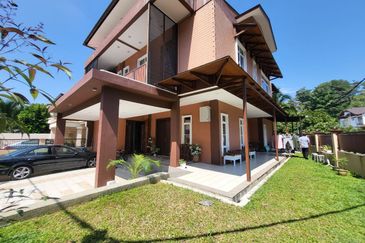 Jalan Puncak Setiawangsa 1 