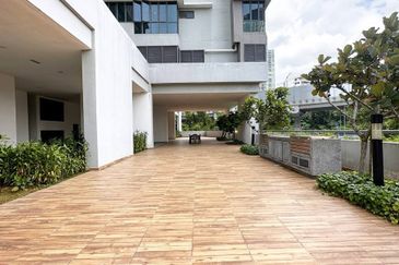 Infiniti 3 Residences