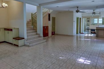 Bukit Jelutong Inter Corner / Endlot Two Storey Terrace, Shah Alam 