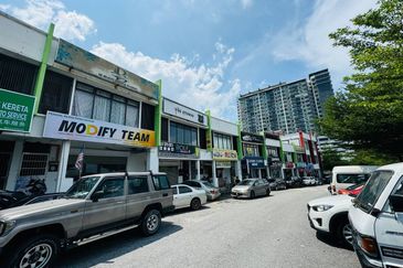 D Square @ Bandar Damai Perdana