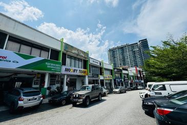 D Square @ Bandar Damai Perdana