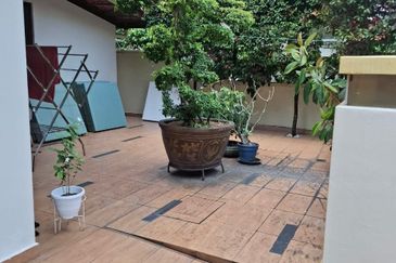 Bukit Tunku Kenny Hills, Double storey strata Bungalow 