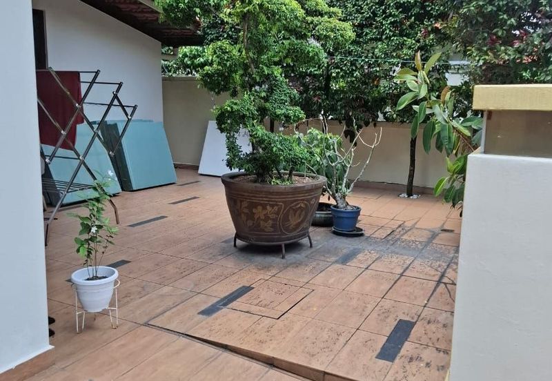 Bukit Tunku Kenny Hills, Double storey strata Bungalow 