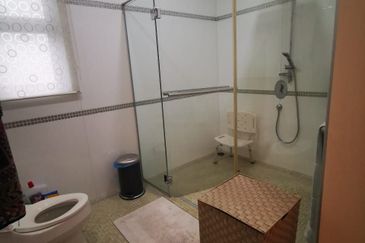 Bukit Tunku Kenny Hills, Double storey strata Bungalow 