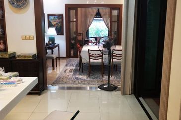 Bukit Tunku Kenny Hills, Double storey strata Bungalow 