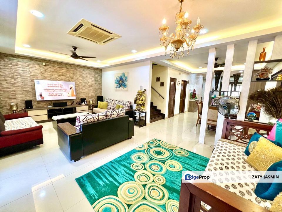 Cyprus USJ Heights, FACING LAKE 2.5 Storey Terrace (24x80) Fully Renovated Subang Jaya, Selangor, USJ Heights