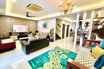 Cyprus USJ Heights, FACING LAKE 2.5 Storey Terrace (24x80) Fully Renovated Subang Jaya