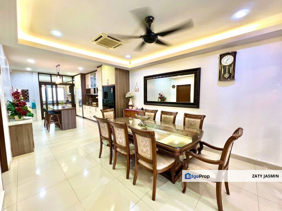 Cyprus USJ Heights, FACING LAKE 2.5 Storey Terrace (24x80) Fully Renovated Subang Jaya, Selangor, USJ Heights