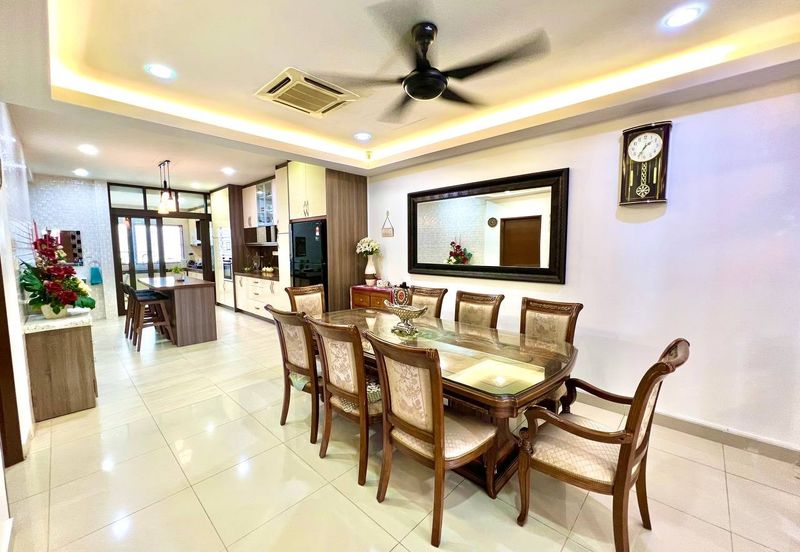 Cyprus USJ Heights, FACING LAKE 2.5 Storey Terrace (24x80) Fully Renovated Subang Jaya