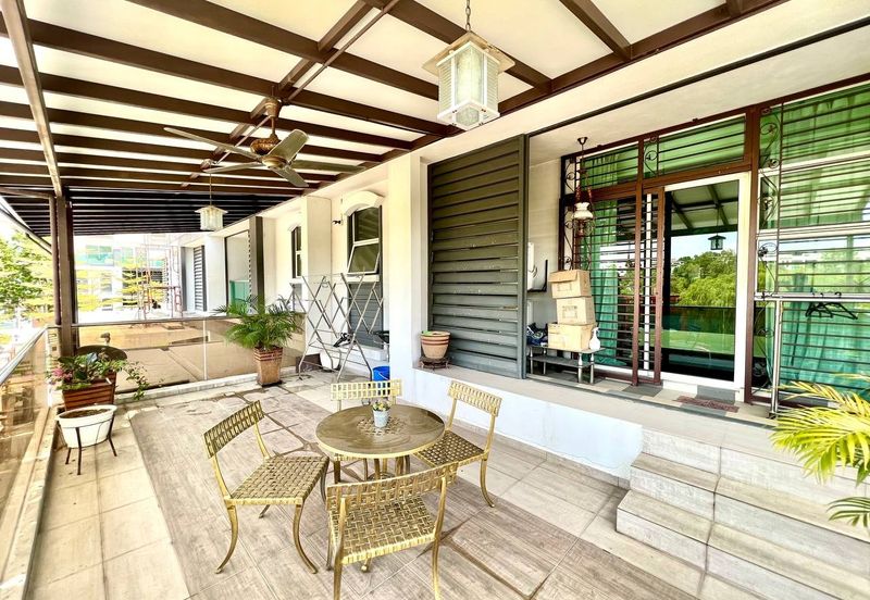 Cyprus USJ Heights, FACING LAKE 2.5 Storey Terrace (24x80) Fully Renovated Subang Jaya