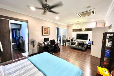 Cyprus USJ Heights, FACING LAKE 2.5 Storey Terrace (24x80) Fully Renovated Subang Jaya