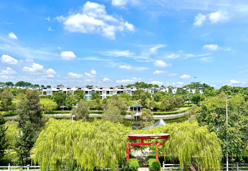 Cyprus USJ Heights, FACING LAKE 2.5 Storey Terrace (24x80) Fully Renovated Subang Jaya