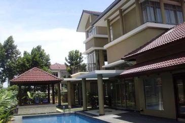 Changkat Kiara Surya