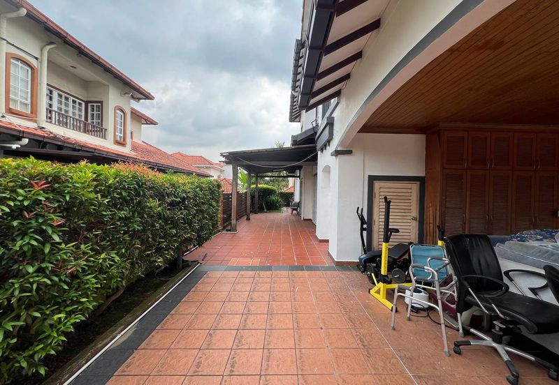 Bukit Jelutong CORNER LOT Bungalow Two Storey Jalan Bidai 