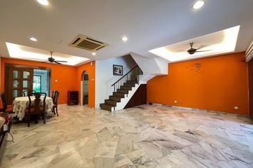 Bandar Menjalara (Desa Seri Mahkota)