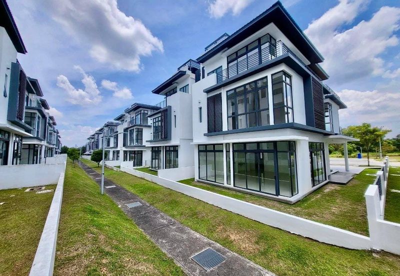 Senna Residence Presint 12