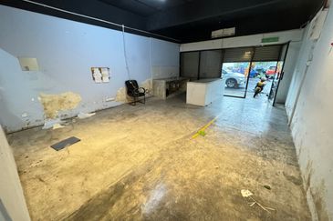 Taman Nirwana 3 Storey ShopLot (Jalan Nirwana 35) Ampang